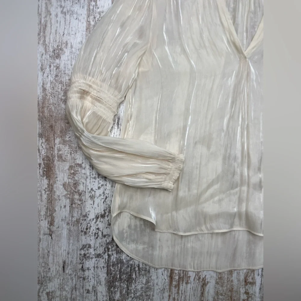 Anthropologie Current Air Ruched‎ Shimmer Blouse Cream Medium EUC
